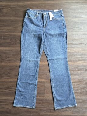 NWT Talbots Bootcut Jeans 12 Long / 32 Medium Wash High Rise